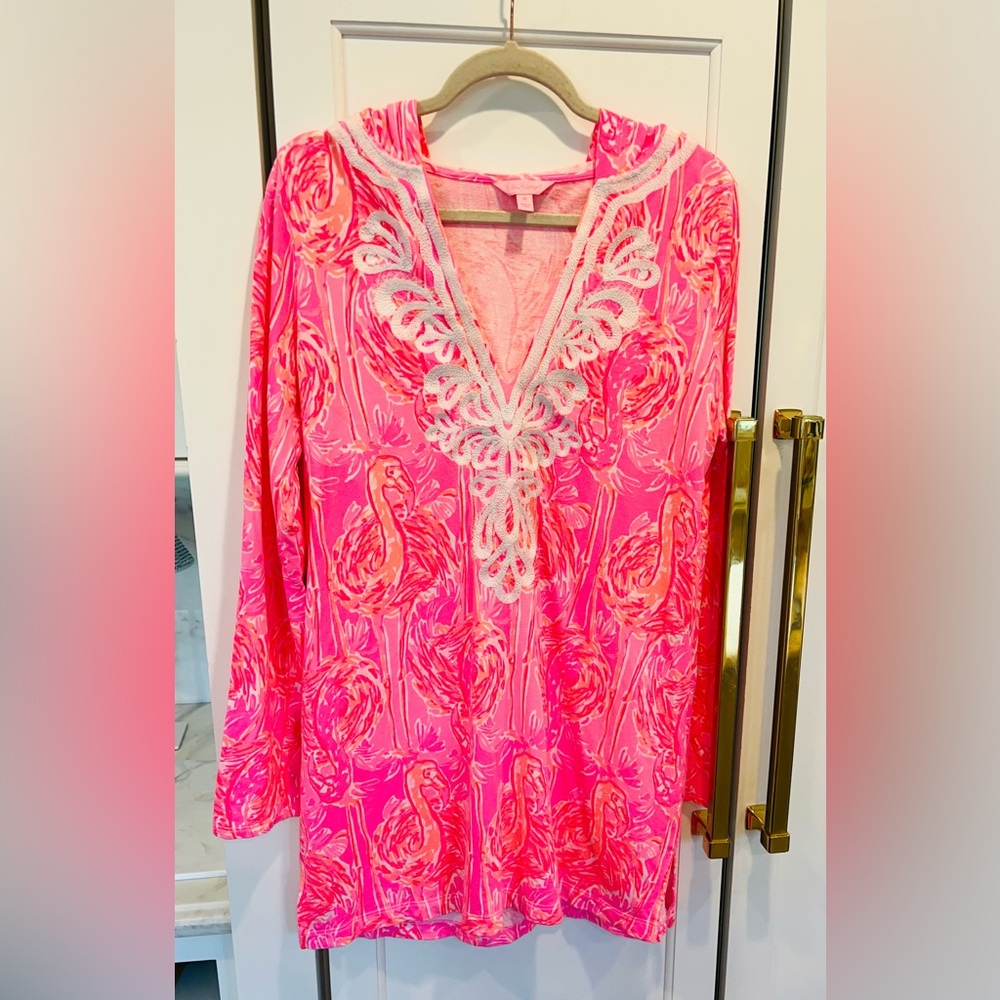 LILLY PULITZER PINK FLAMINGO HOODED COVERUP, Size M •NWOT•NEVER WORN•